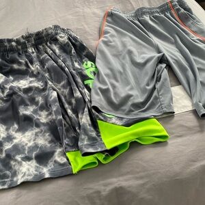 Bundle of 2 boys shorts